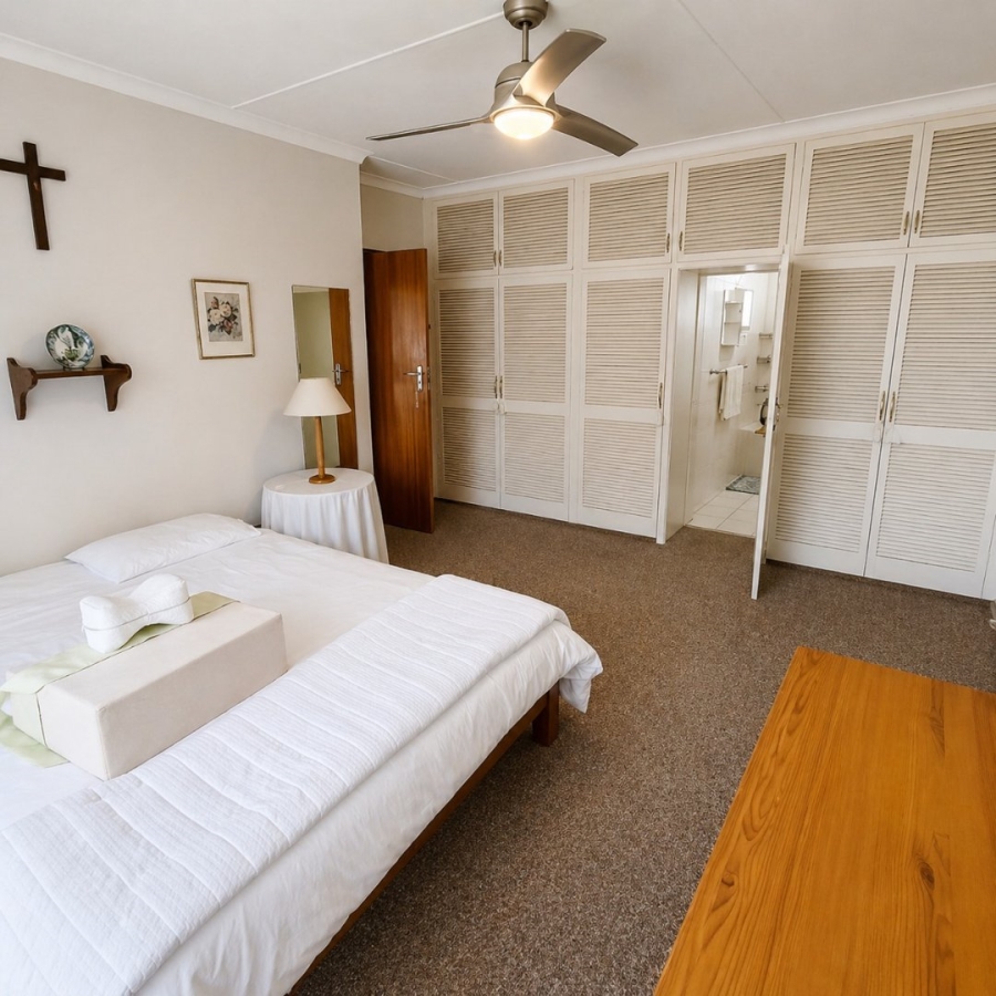 5 Bedroom Property for Sale in Vincent Heights Eastern Cape